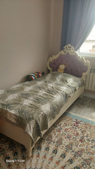 Продаётся кровать для девочек