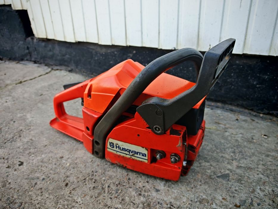 Drujbă Husqvarna 137