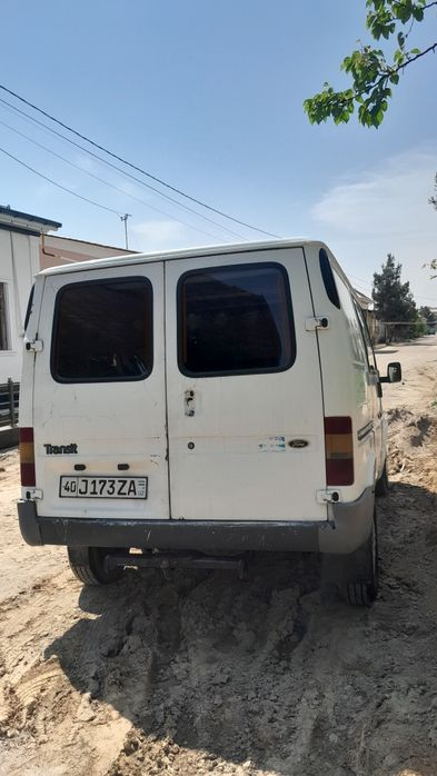 Ford Transin sotiladi