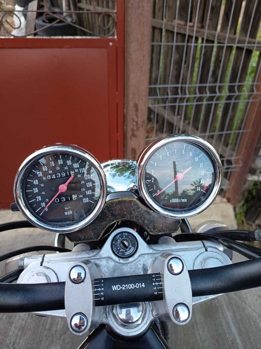 Motocicleta Suzuki N600 Bandit