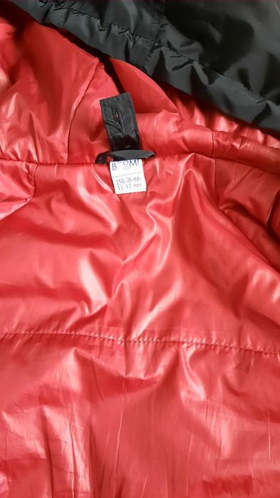 Продам  куртку  на 10-13 лет