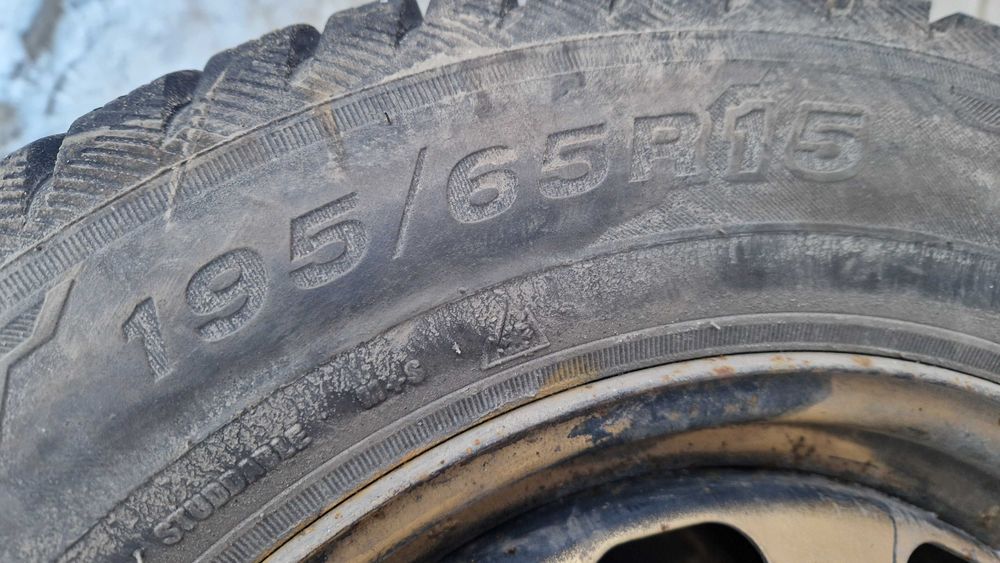 Шины с дисками  195/65/15