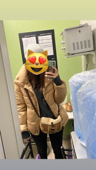 Короткая осеннюю куртка,