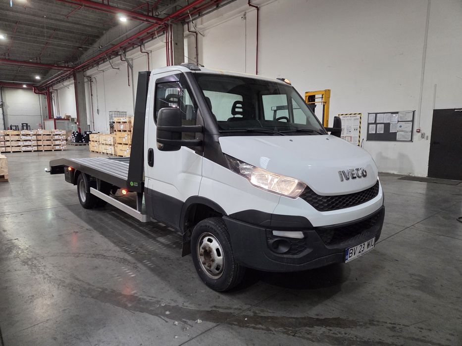 Autoplatforma Iveco 3.0 2016 pe dublu
