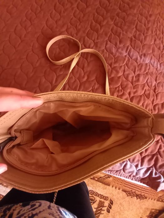 Малка дамска чанта