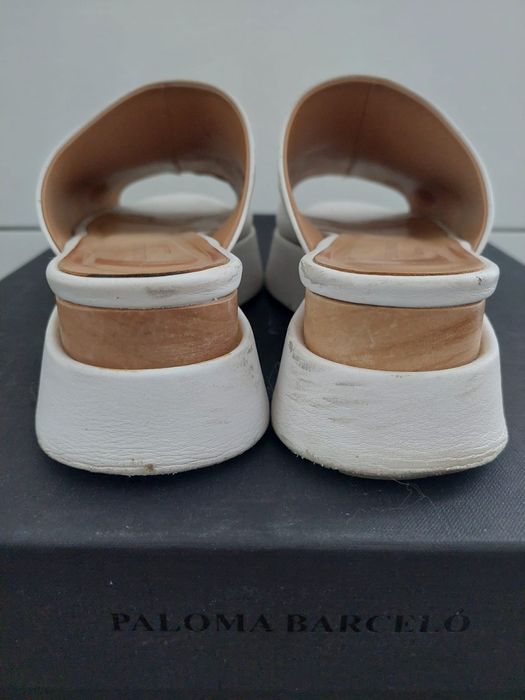 Маркови чехли и сандали на разпродажба