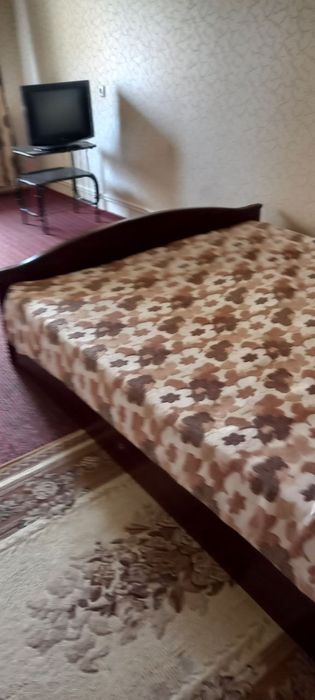 Сдаётся 3 х комнатная квартира со всеми удобствами в центре города