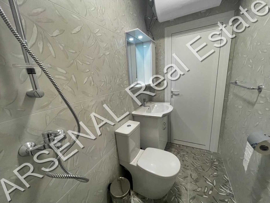 Ателие под наем, Студентски град