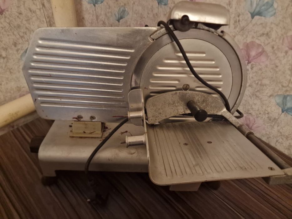 продам слайзер.