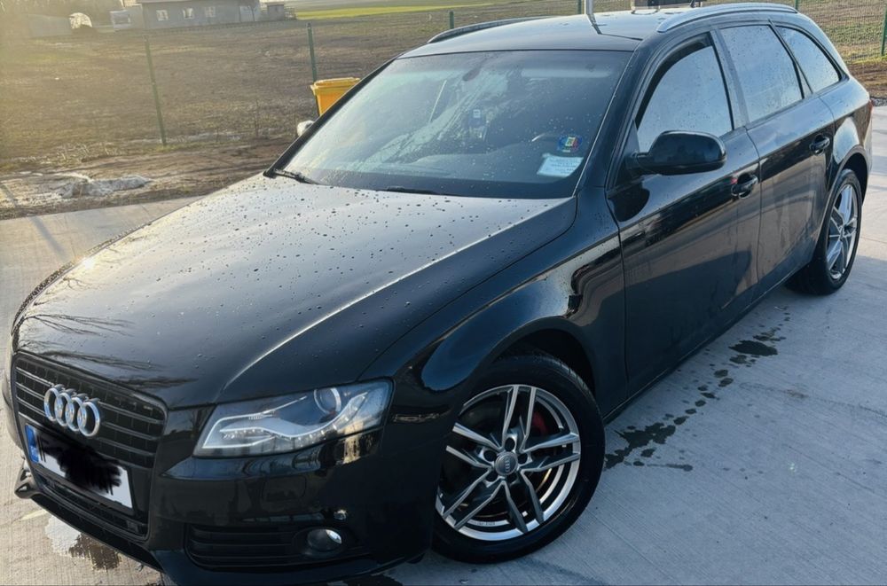 AuDi A4 B8.