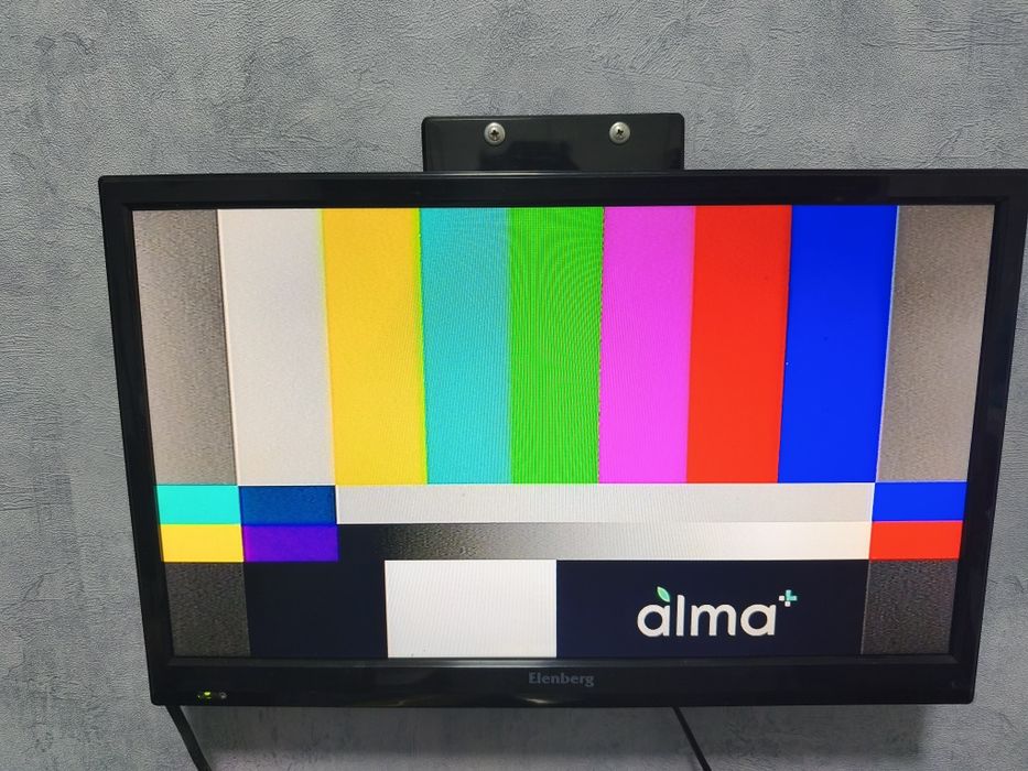 Телевизор еленберг б/у рабочий.