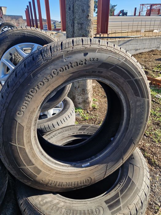 255/65/17 цола всесезонни