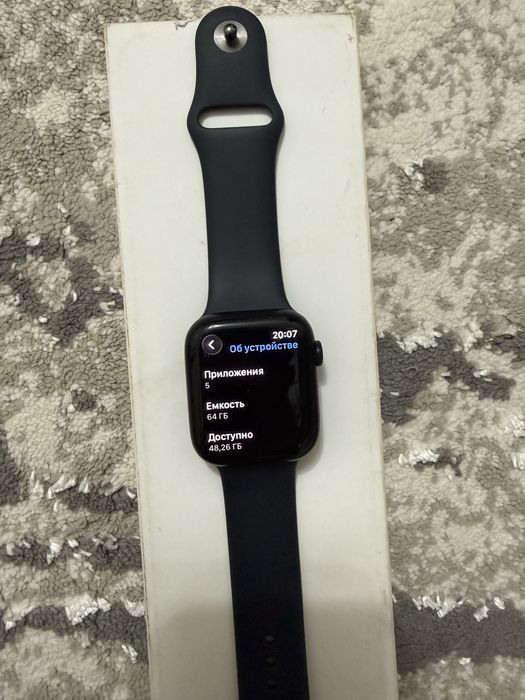 Apple Watch series 9/45 mm sotiladi srochna