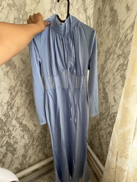 Продам платье новое