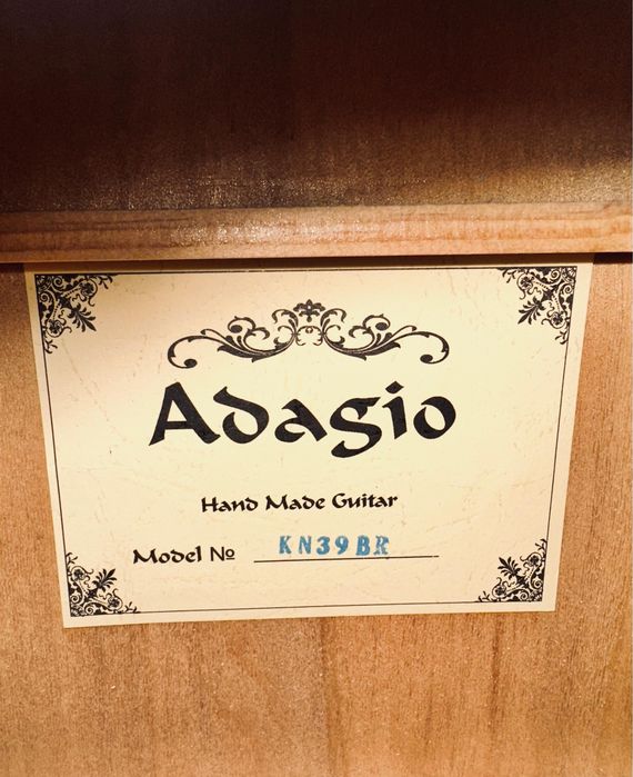 Классическая гитара Adagio KN39BR