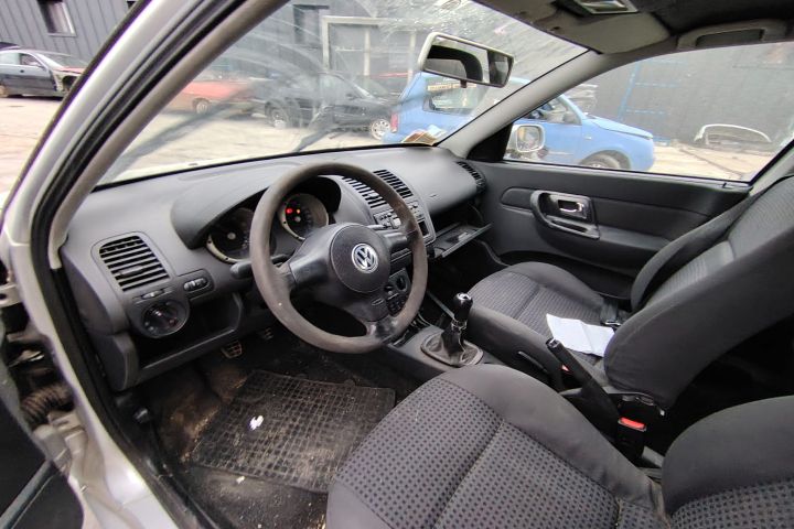 Lampa / Tripla stop stanga pe aripa Volkswagen VW Polo 2000