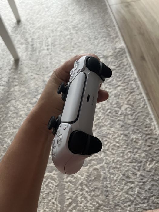 Продается джостоик игровой сони