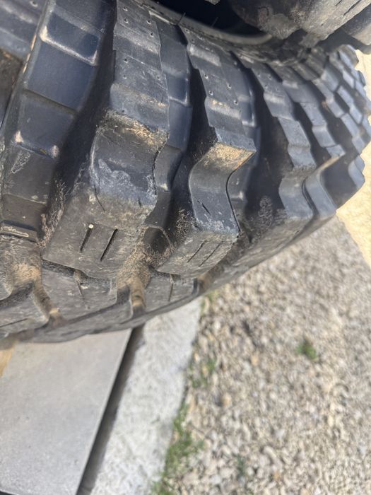 Maxxis trepador 35 R16