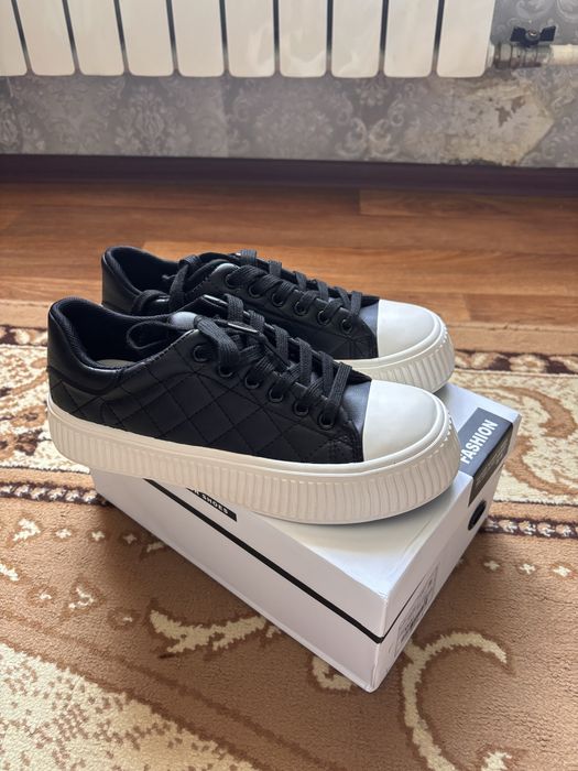 Кеды сатамын, новый