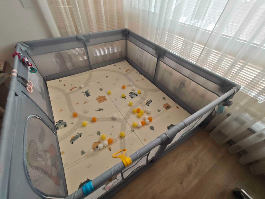 Бебешка кошара (мека ограда) DINO DRIVE M - 150x180 см - като нова
