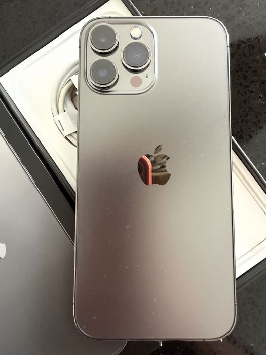 Продам IPhone 13 Pro Max