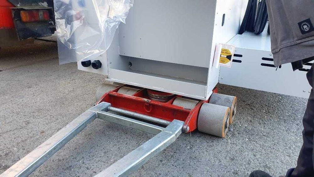 platforme role, cricuri pentru mutari, relocari, logistica utilaje ind