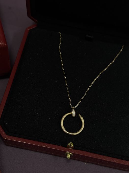 Продам cartier колье