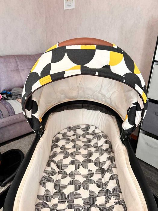 Детская коляска зима/лето