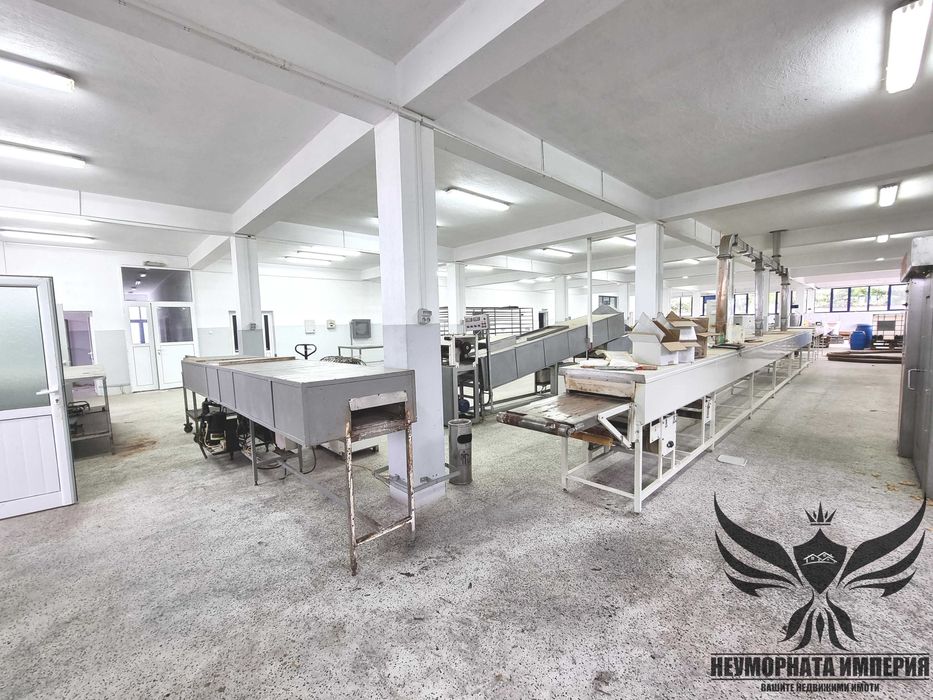 Дава се под наем Склад в Съединение - 2000 кв.м за 2333 € - Снимка #16