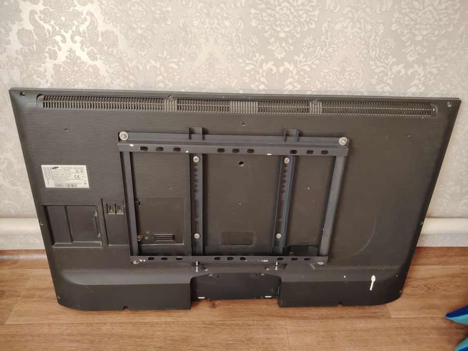 Продам телевизор