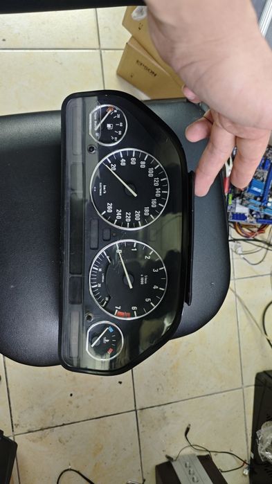 Приборная панель е34 Hi-version рестайлинг