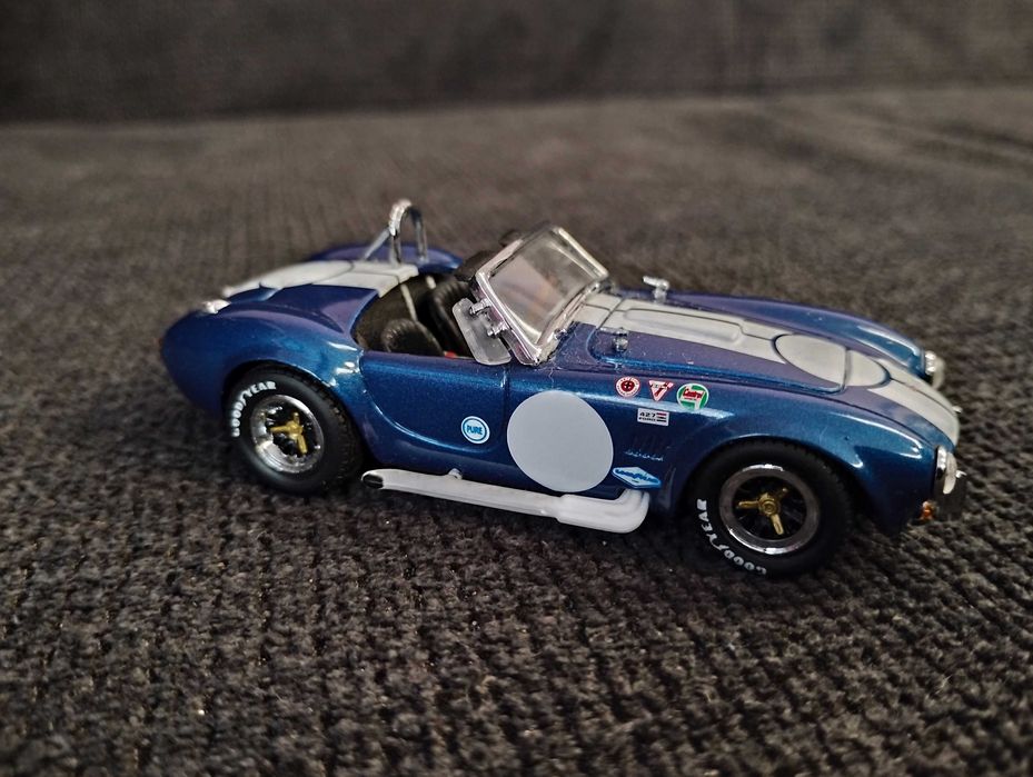 Shelby Cobra 427 S/C , Kyosho , мащаб: 1:43