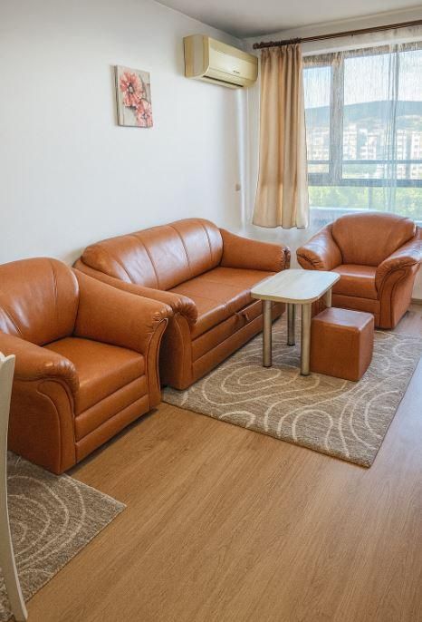 Дава се под наем Двустаен апартамент в Варна, Чаталджа - 108 кв.м за 730 € - Снимка #1