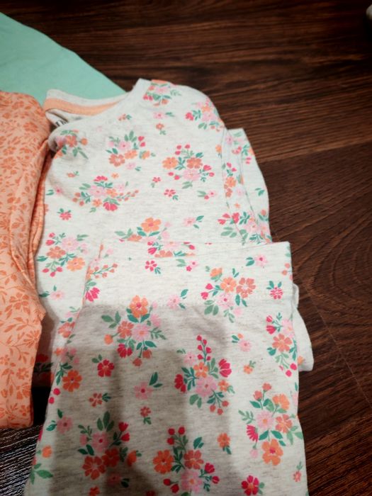 Три памучни комплекта за момиче