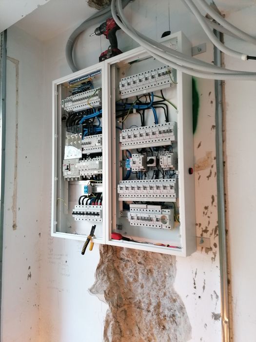 Instalații electrice