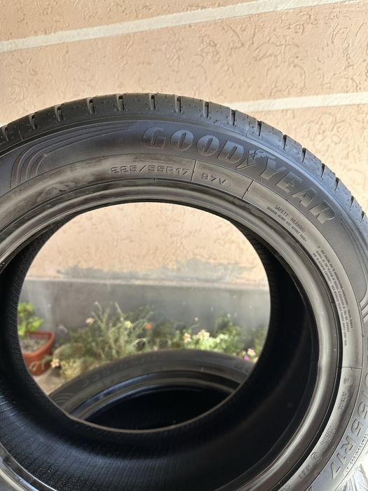 Шина 225/55/17 балон бар