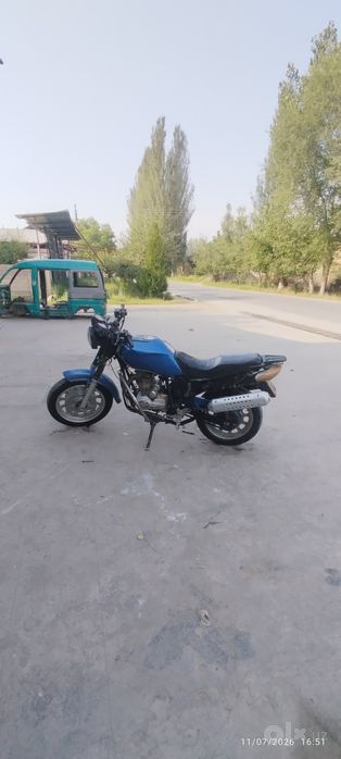 Motatsikl Jawa DT200
