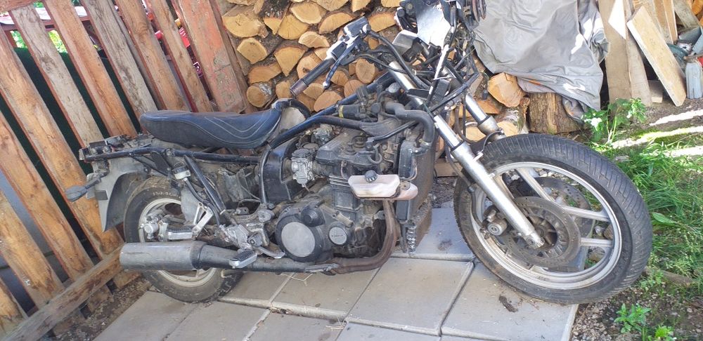 Vand Kawasaki GTR 1000