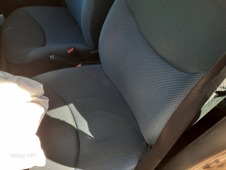 Тойота Ярис. Бензин. За части.