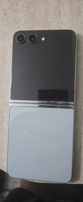 Samsung Galaxy Z Flip 5