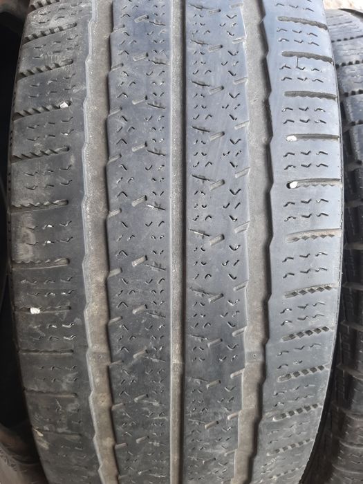 Продам шины 215/65/16С нексен