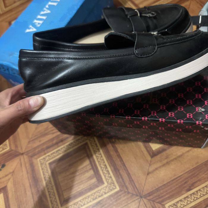 Женская обувь лоферы