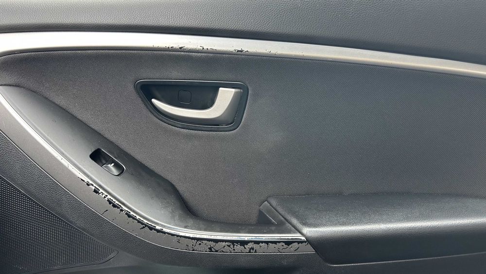 Vând Hyundai i30, unic proprietar (din 2016, 195k km)