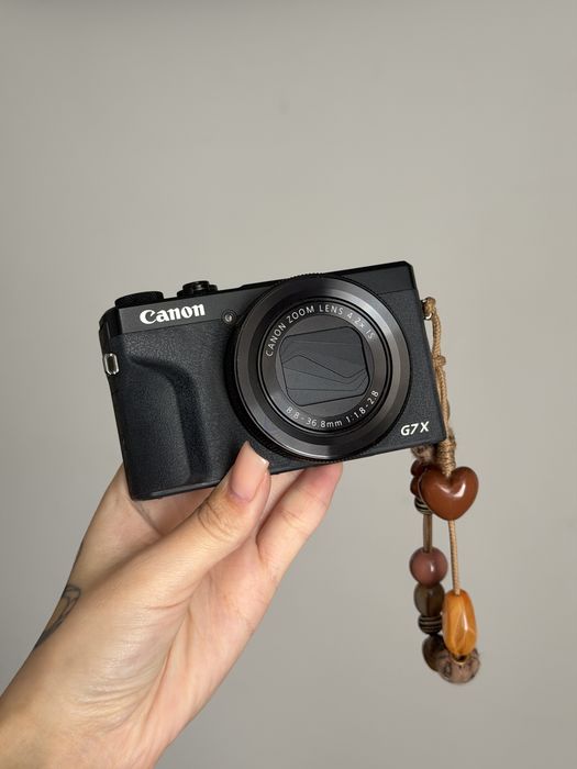 Продам CANON G7x mark iii