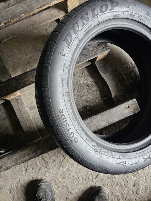 2 anvelope vara 235 55 19 Dunlop