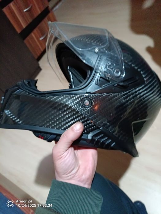 Каска premier street fighter carbon