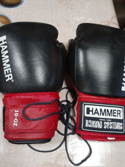 Vând mănuși de box Hammer