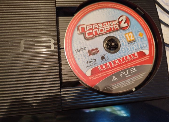 Продам шикарную приставку пс3