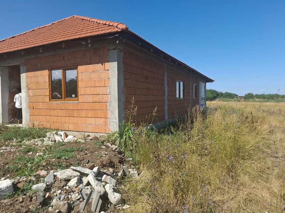 Casa Noua De Vanzare( Fantanele Jud. Arad)