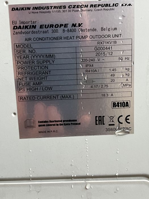 Vând AC Daikin 2400 Btu inverter